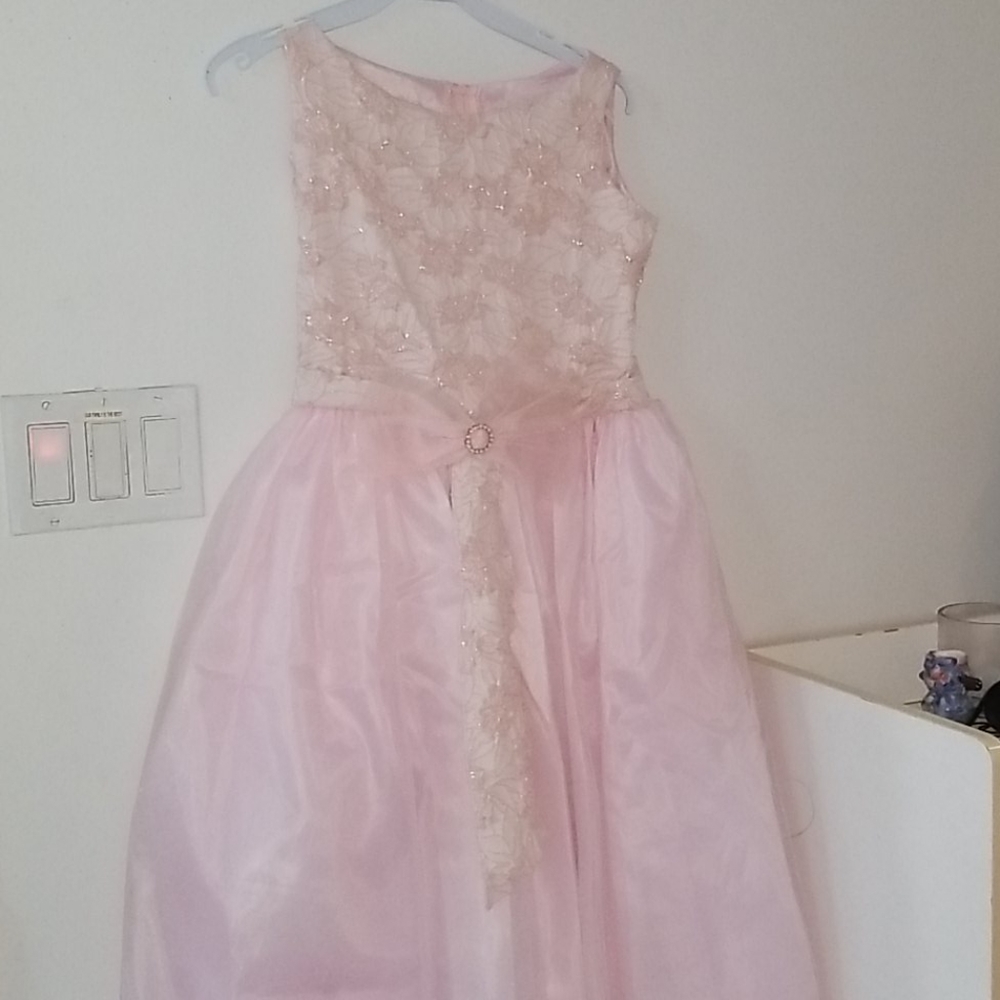 Girls dress, new, never worn